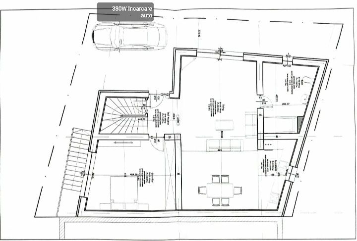 Casã Brâncoveanu lânga parc