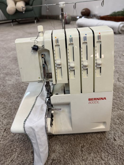 Оверлок Bernina 800DL
