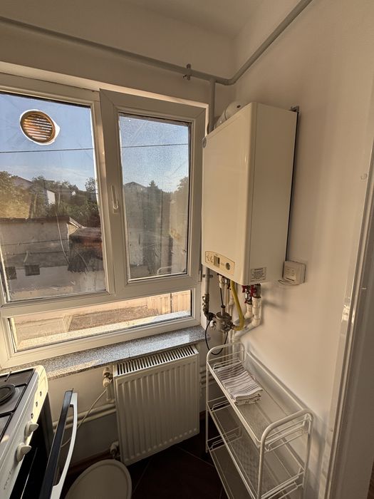 Garsoniera ultramoderna,situata central, in complex cu acces controlat si loc de parcare inclus