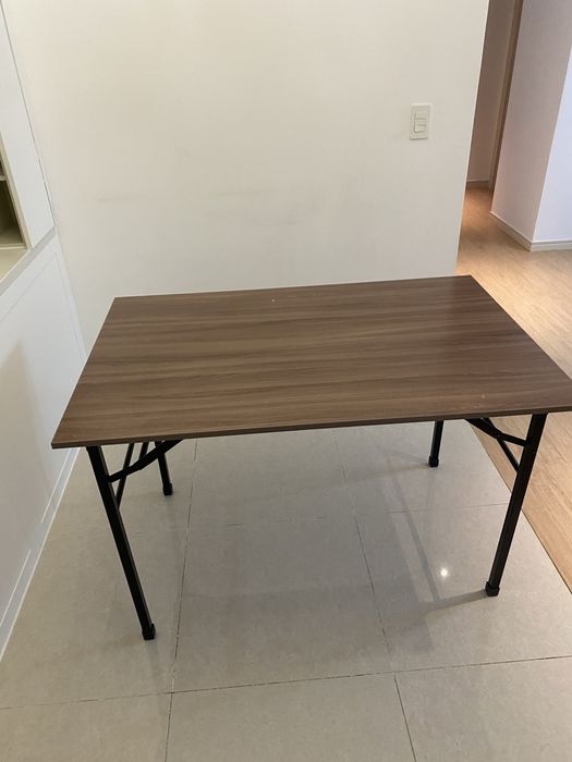 Раскладной стол коричневый