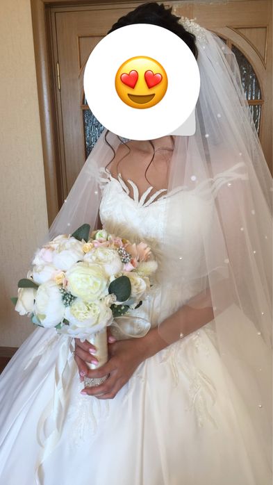 Продам очень красивое свадебное платье