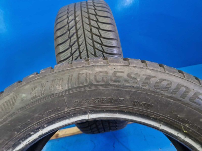 2 Bridgestone R17 215/55
зимни гуми DOT1317