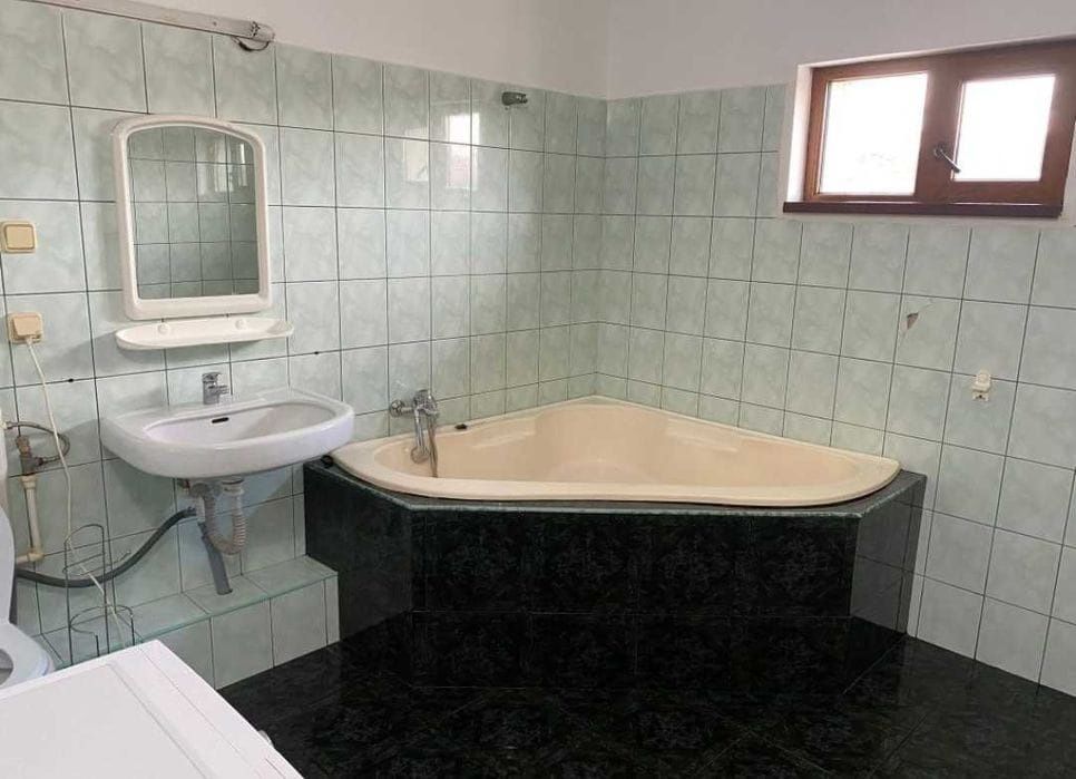 Închiriez casa Florești inclusiv Revelion