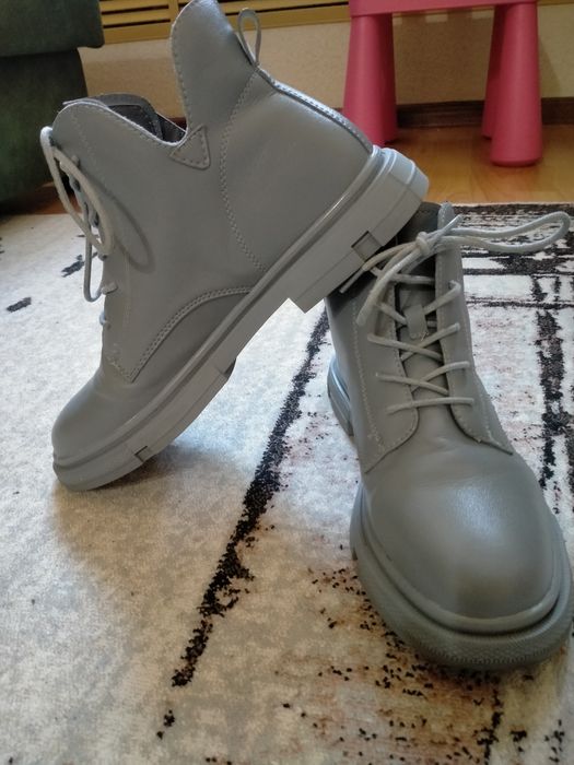 Женская обувь ботинки