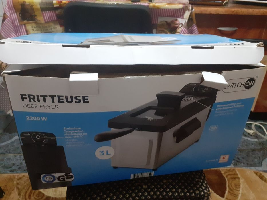 Aparat de gătit cu aburi Bluesky și piese de masina de spălat Whirpool