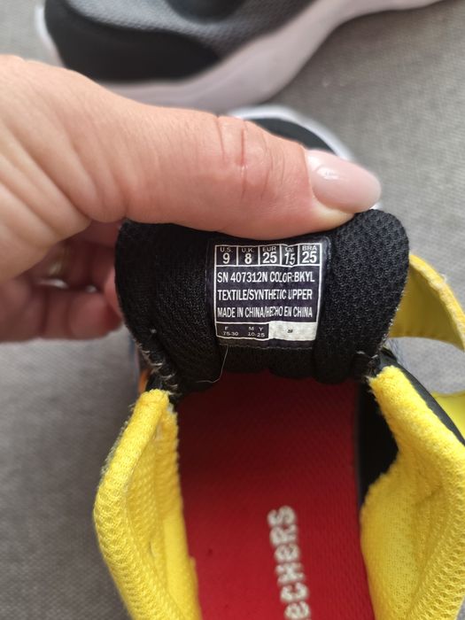 Adidasi Skechers