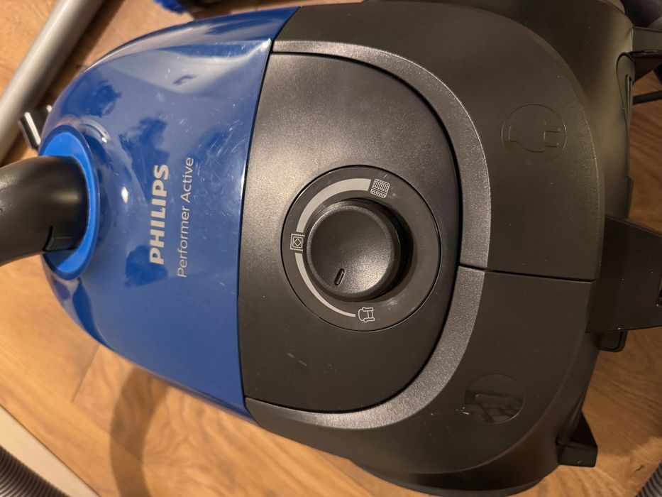 Aspirator cu sac Philips