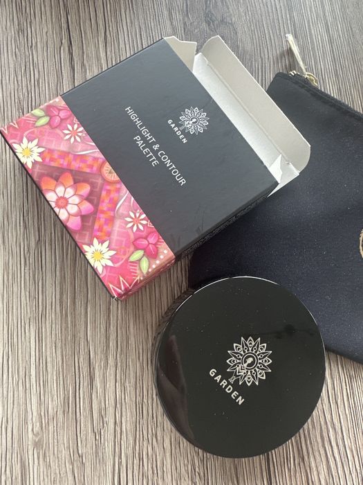 Garden - комплект от хайлайтър и парфюм