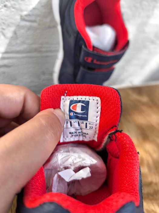 Нови детски маратонки Champion 22номер