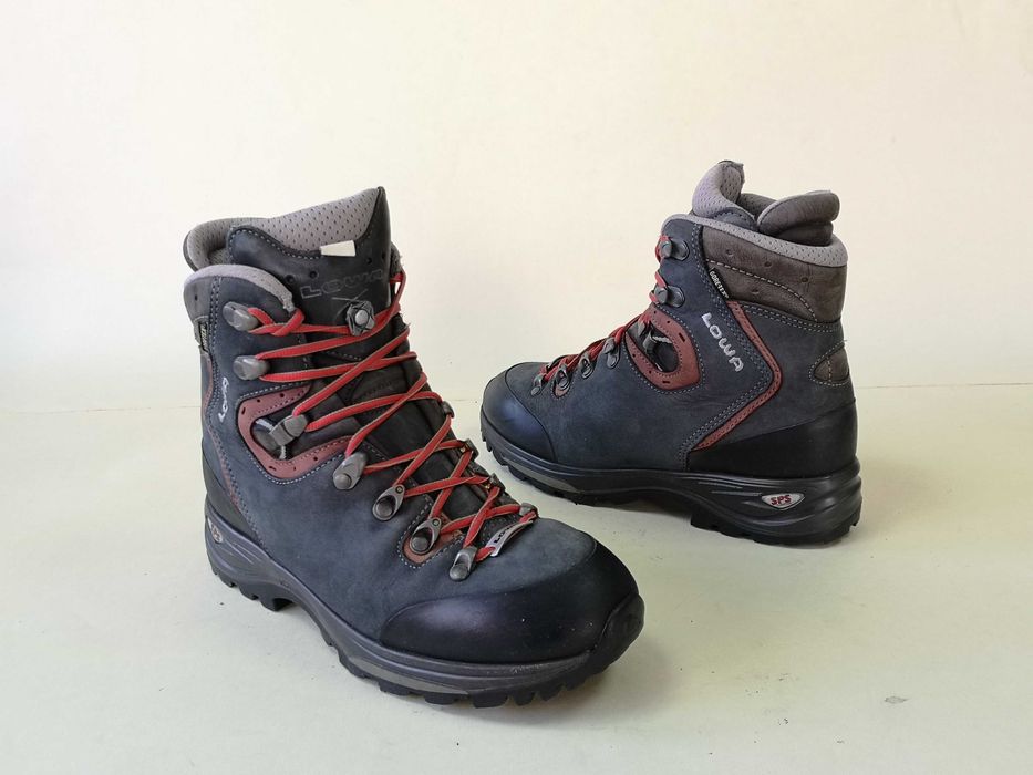 Bocanci piele ghete munte dama 37 38 LOWA Goretex - Impermeab Ca NOI