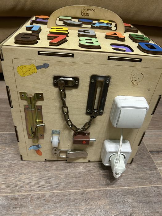 Продам развивающий куб