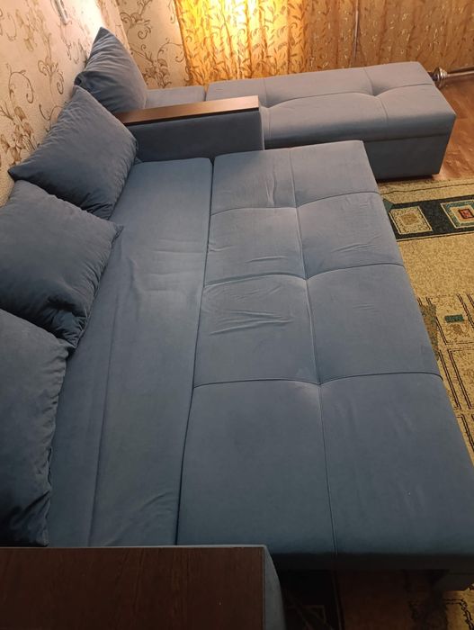 Срочно диван угловой