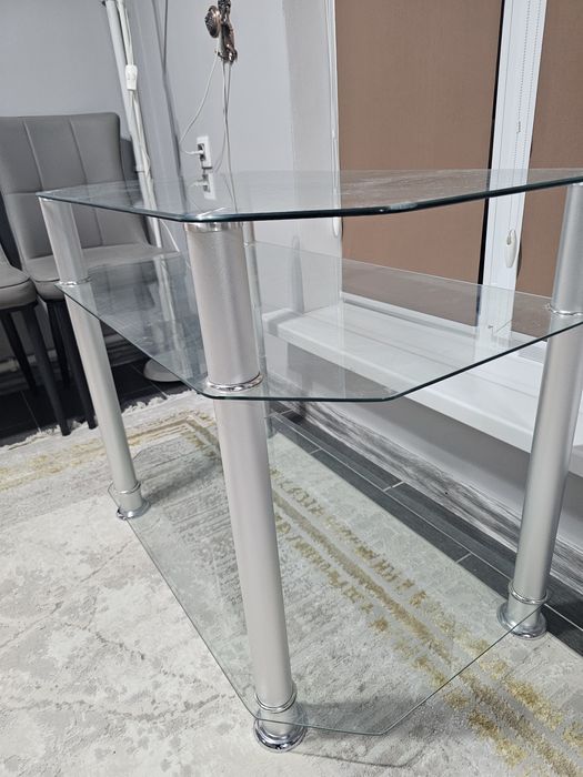 Подставка под ТВ стекляннная