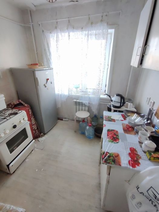 Продается 3-комн (1-48, 2 эт)