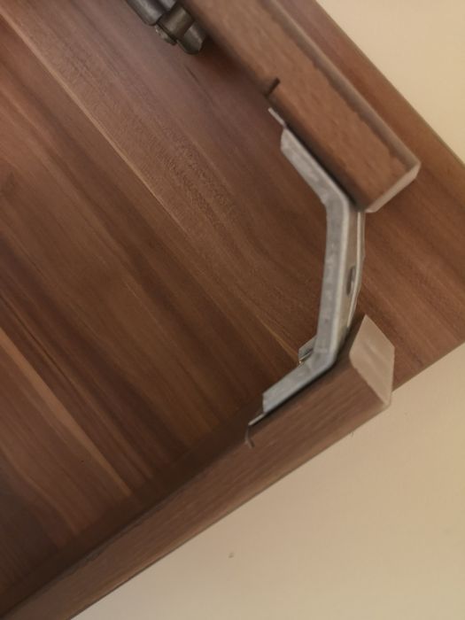 Стилна кухненска разтегателна маса,