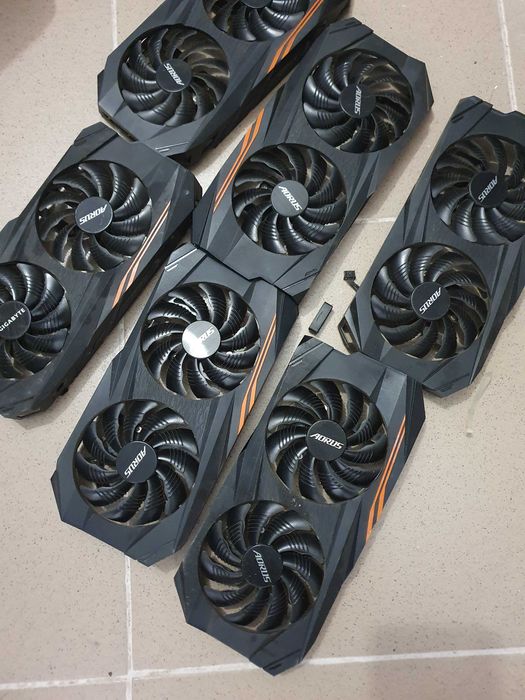 Вентилатори и корпус за видеокарта Gigabyte Aorus Radeon RX570