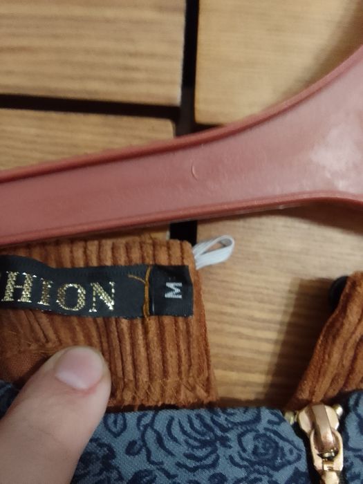 Платья разные женские