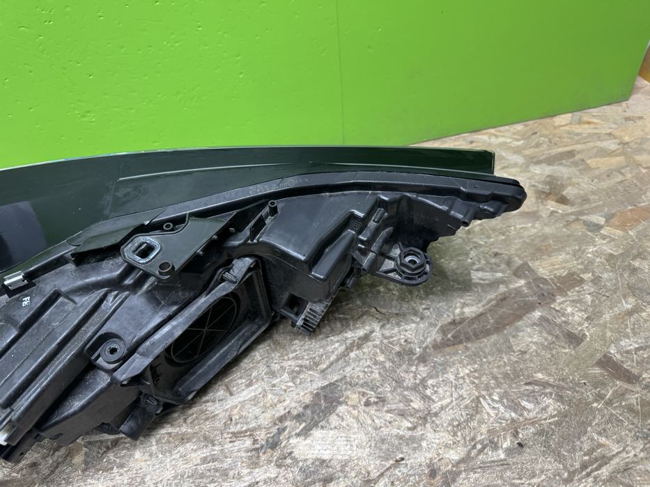 Far Audi A6 C8 4K full led 2020-2024 stanga