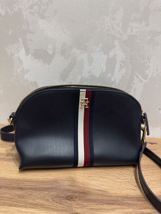 Сумка tommy hilfiger