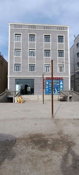 Notura bino sotiladi 165 kv metr