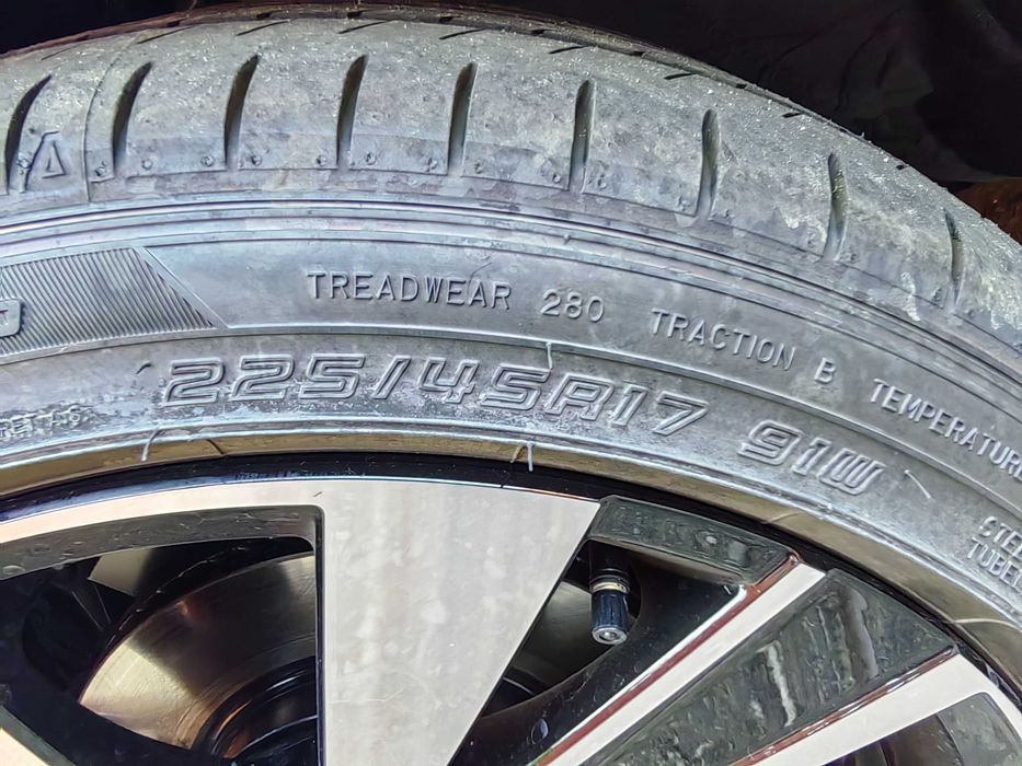 vand 4 anvelope de vara noi Dunlop 225/45/r17   91w
