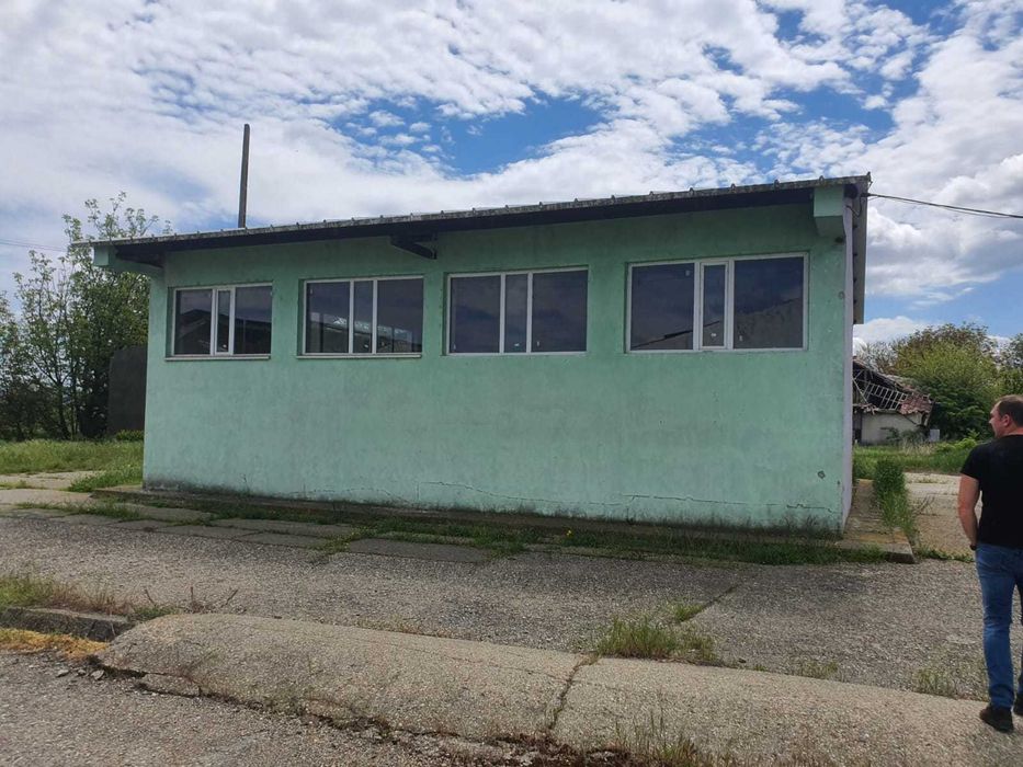 De inchiriat Depozite, Hale, service auto Filipesti E85 15 KM DE BACAU