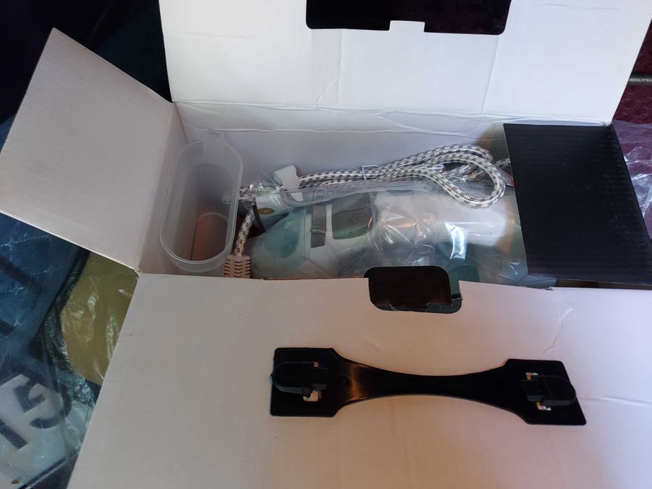 Утюг редмонд новый