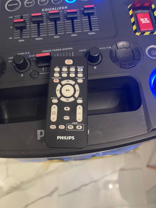 Колона Philips NX5