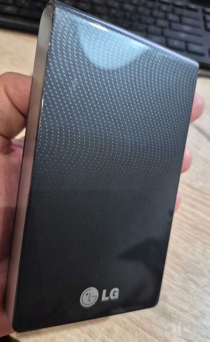 Внешний харддиск LG XD1 250 GB