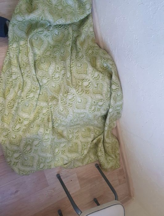 Продам ковры,тюли и шторы