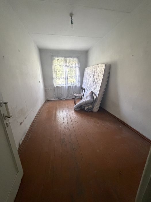 Срочно продаю 3-х комнатную квартиру в Нуравшане