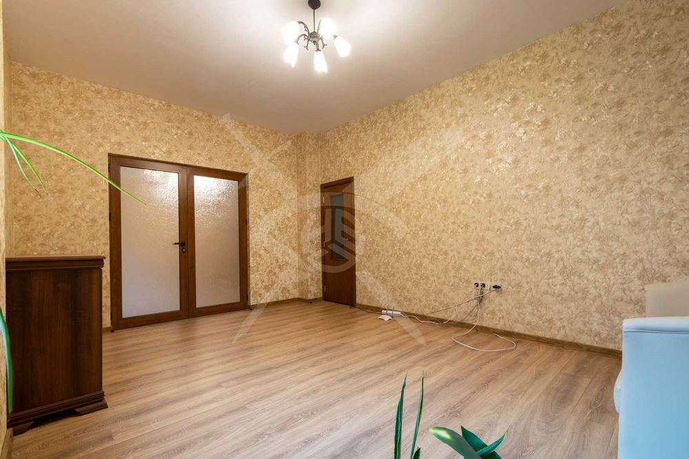 Многостаен апартамент в Центъра на град София № 102355