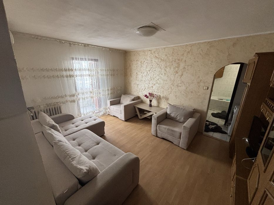 Apartament de inchiriat