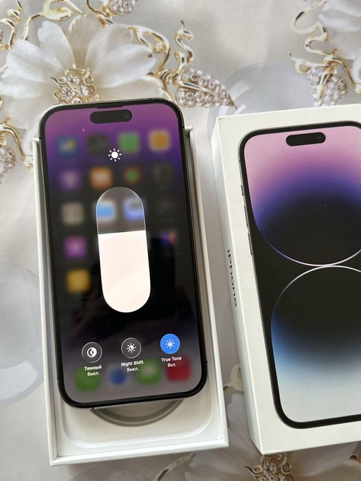 iPhone 14 Pro в очень хорошем состоянии.