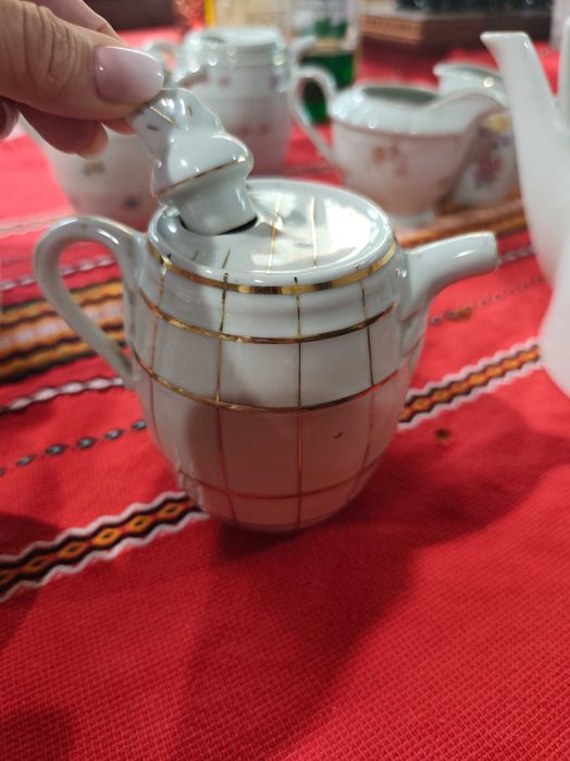 Винтидж порцеланов сервиз