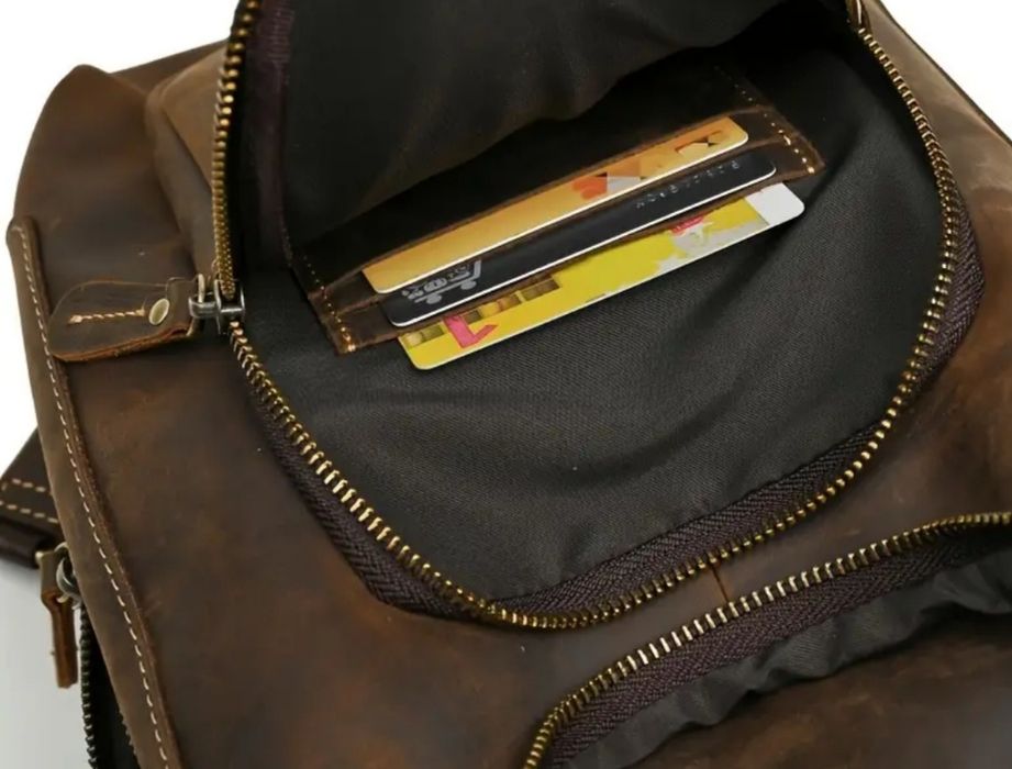 Мъжка чанта за през рамо