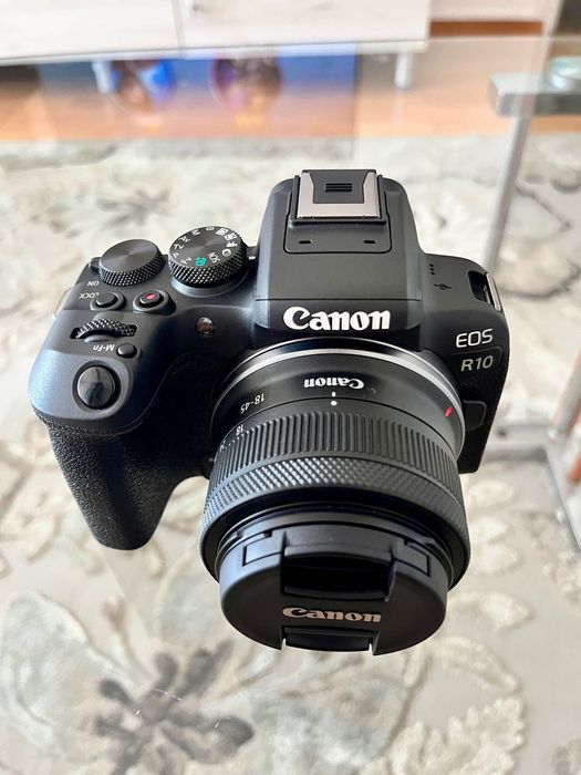 Фотоапарат Canon R10 + RF 18-45