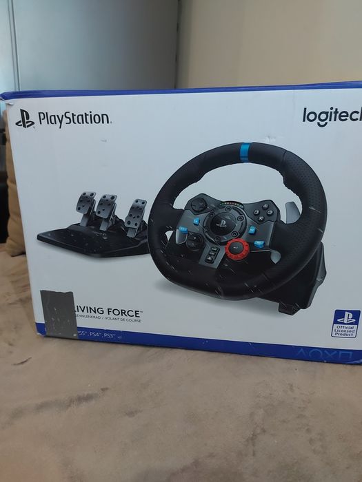 Продавам Волан Lojitech G29