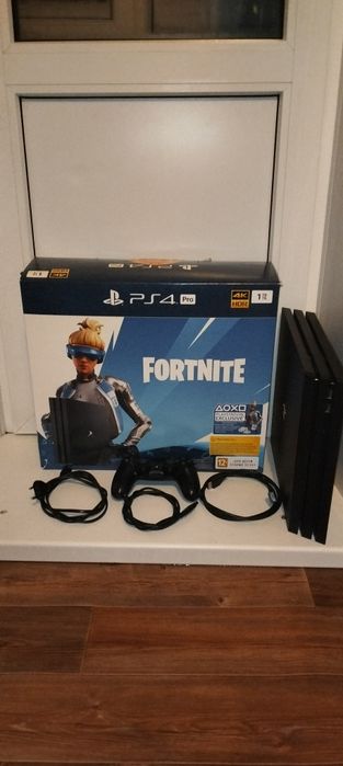 Ps4 pro 1tb состояние новой