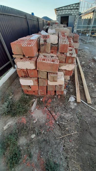 Продается б/у кирпич