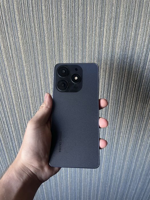 Продам телефон Tecno Spark 10 pro