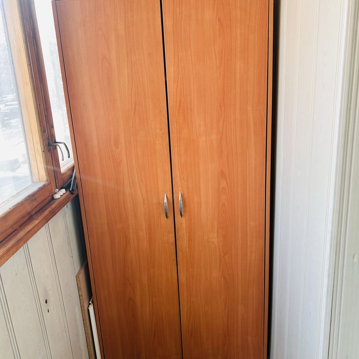 Продам шкаф с полками