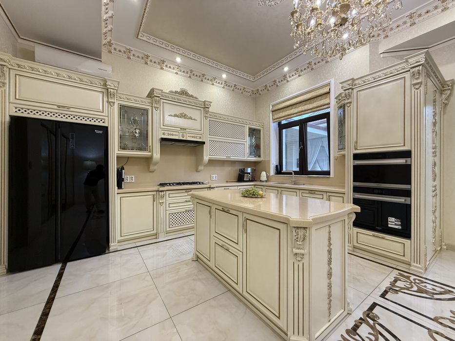 В продаже класическая резиденция на 8 сотках Мирабад гостиница России