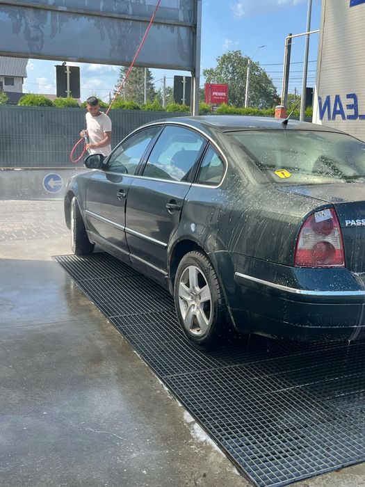 Dau la schimb 3 mașini pe una