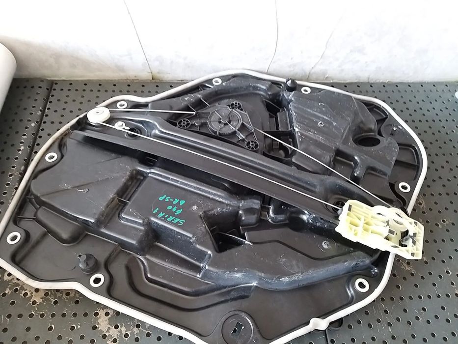 Macara geam electric dreapta spate bmw seria 1 f40 5a02fa802 1bw0004878 22975210