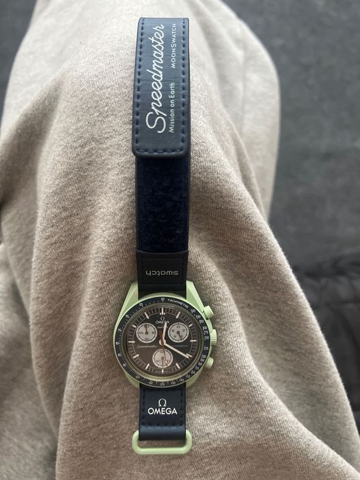 Omega Swatch MoonSwatch Mission on Earth