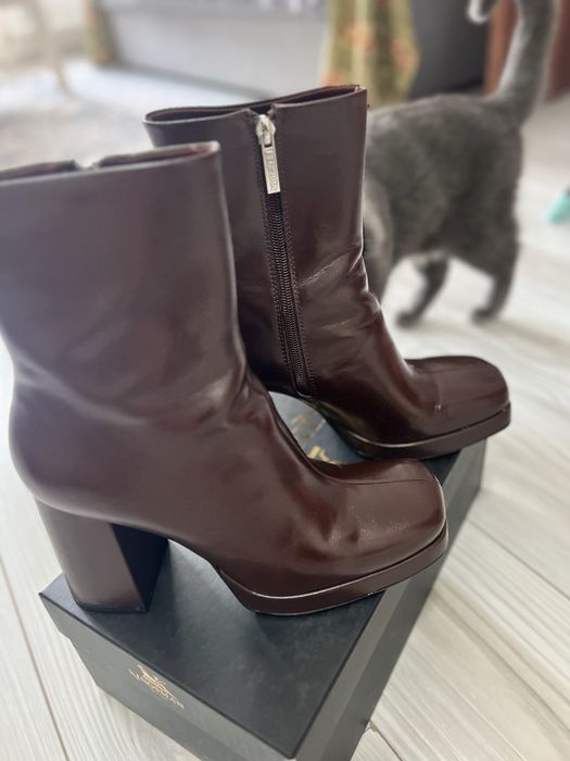 Продам сапоги BERSHKA