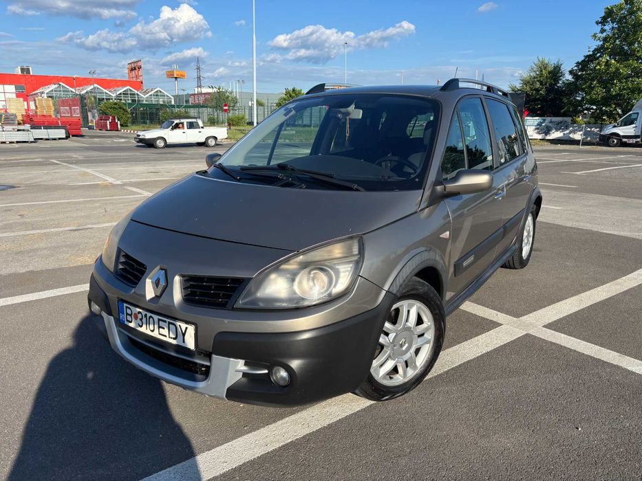 RENAULT Scenic