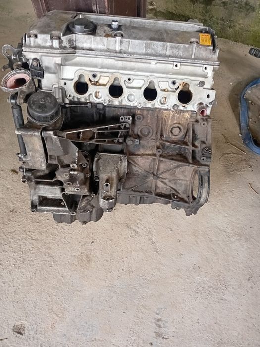 Мотор Мерседес  бенз