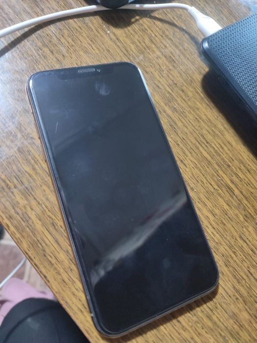 Продам iphone xs